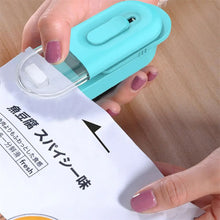 将图片加载到图库查看器，Multi-Functional Handheld Portable Food Storage Bag Sealer Bag Resealer Heat Sealer Battery Powered Kitchen Gadgets
